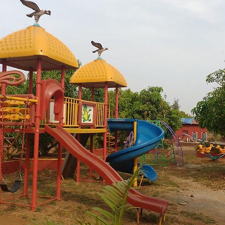 Prathamesh Resort Murūd エクステリア 写真